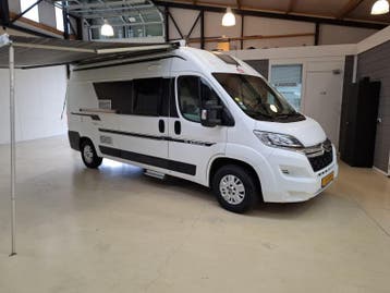 2018 Adria 600SP 160PK Dwarsbed Airco Solar Trekhaak 83000Km, Buscamper of Camperbus, Ringverwarming, Elektrische ramen, Tot en met 3