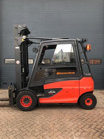 Linde E-40  elektrische heftruck - 4000kg 6075mm, Zakelijke goederen, Machines en Bouw | Heftrucks en Intern transport, Ophalen of Verzenden