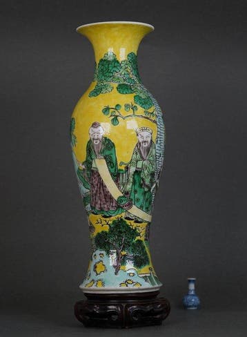 Vaas - Porselein - China - Qing-dynastie - 19e eeuw - Vaas