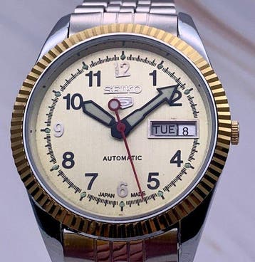 Seiko - Seiko 5 Automatic Day-Date - Zonder minimumprijs -