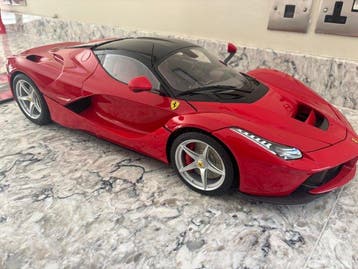 Agora Models 1:8 - Modelauto - Ferrari LaFerrari, Nieuw