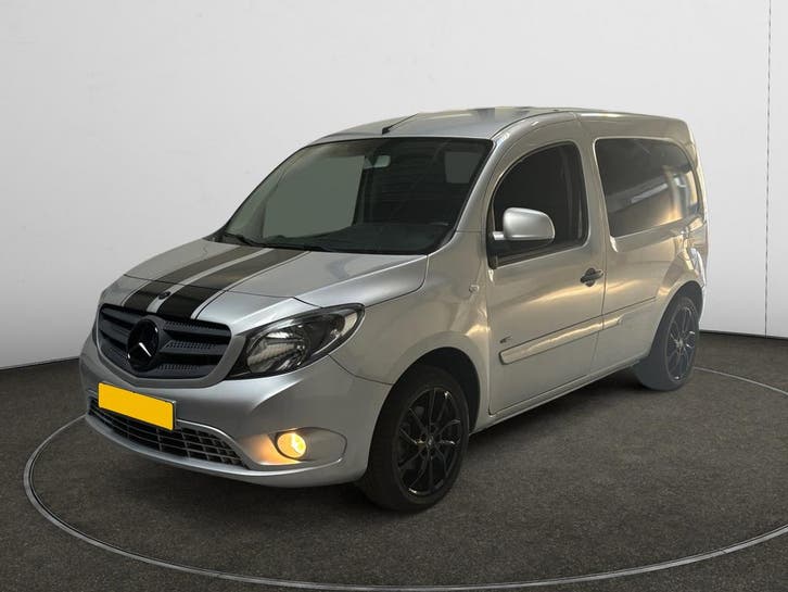 Mercedes-Benz Citan 109 CDI Euro 6 AMG Night Edition-, Auto's, Bestelauto's, Dealer onderhouden, Lease, Zwart, Handgeschakeld