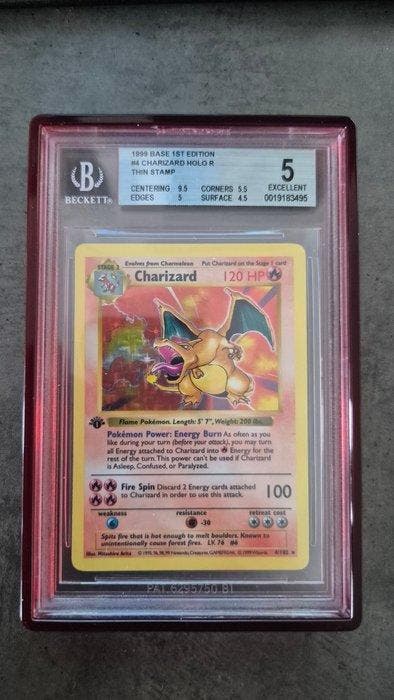 Pokémon - 1 Graded card - Charizard, Base set 4 First, Hobby en Vrije tijd, Verzamelkaartspellen | Pokémon