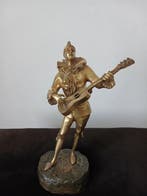 Beeldje - Pierrot met mandoline - Brons