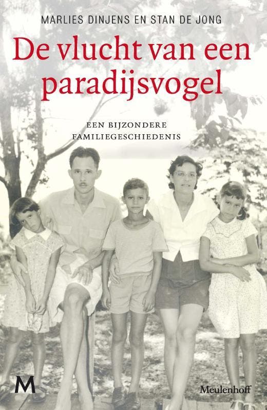 De vlucht van een paradijsvogel 9789029088695, Boeken, Literatuur, Gelezen, Verzenden