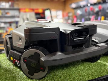 Roborock Rockmow AWD Z130 - Nu met 300,- Actiepakket cadeau, Tuin en Terras, Bestuurbaar via app, Nieuw, Ophalen of Verzenden