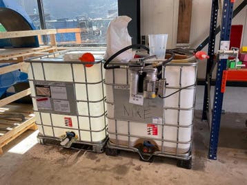 Online veiling: IBC-container met pompunit, Tellus S4 VE 46, Nieuw