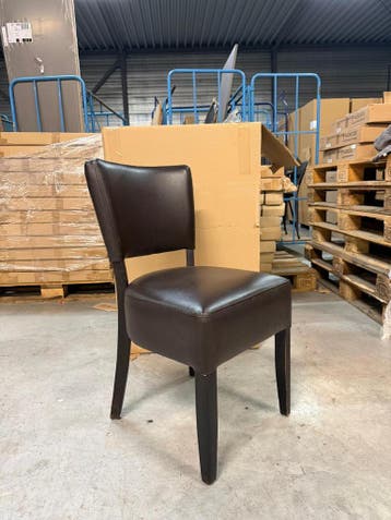 70 stuks horecastoelen, Ophalen