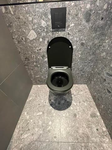 Hangend toilet 50 36 mat zwart 0027 - 44, Ophalen, Nieuw, Toilet