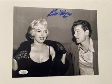 Robert Wagner - Great signed photograph, Nieuw