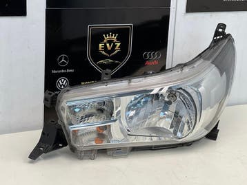Toyota Hilux koplamp links bj.2023 elektrisch verstelbaar, Auto-onderdelen, Verlichting, Gebruikt, Toyota