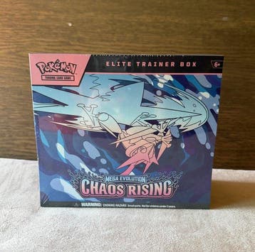 Pokémon - 1 Elite trainer box - Various sets, Hobby en Vrije tijd, Verzamelkaartspellen | Pokémon, Nieuw