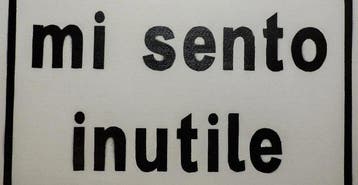 Clet Abraham (1966) - Mi sento inutile - Stencil