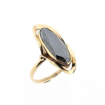 Gouden ring met hematiet, 18 tot 19, Gebruikt, Ophalen of Verzenden, Met edelsteen
