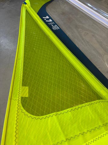 Neilpryde V8 7.7, Watersport en Boten, Ophalen of Verzenden, Nieuw