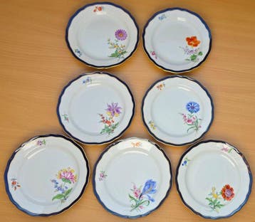 Meissen - Desserttellern mit Kobaltrand, Goldstaffage &