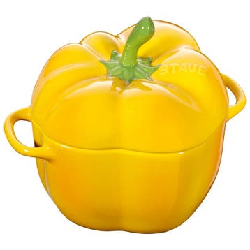 GGM Gastro | STAUB | CERAMIQUE - Kookpot - Paprikavorm - |, Verzenden, Nieuw in verpakking