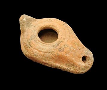 Laat-Romeins / Vroeg-Byzantijns Terracotta olielamp - 98 mm