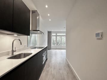 Te huur: Appartement Ceintuurbaan in Amsterdam, Noord-Holland, Appartement, Amsterdam
