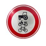 Nederlands verkeersbord C15, verbod tractor, motor en fiets,