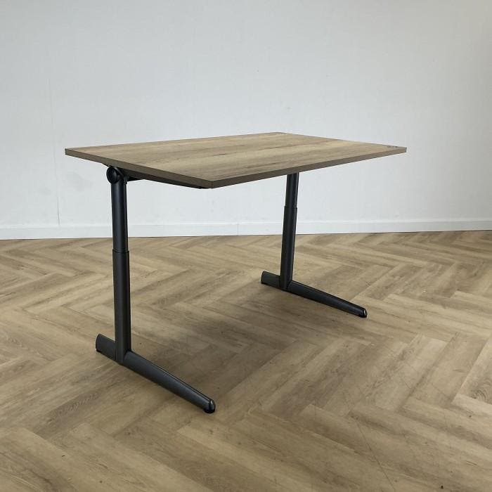 Ahrend  zit-sta  (max 90 cm hoogte) elektrisch bureau 140x80, Huis en Inrichting, Bureaus, Gebruikt, Elektrisch, Ophalen of Verzenden