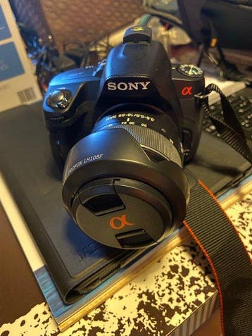 Sony Alpha 390 (DSLR-A390) Digital SLR Camera - Sony DT, Nieuw