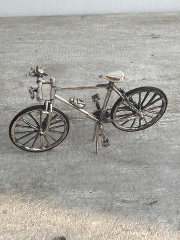 sculptuur, Vélo - 5 cm - .925 zilver