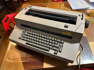 IBM Selectric II - iMac (1) - Zonder originele verpakking, Nieuw