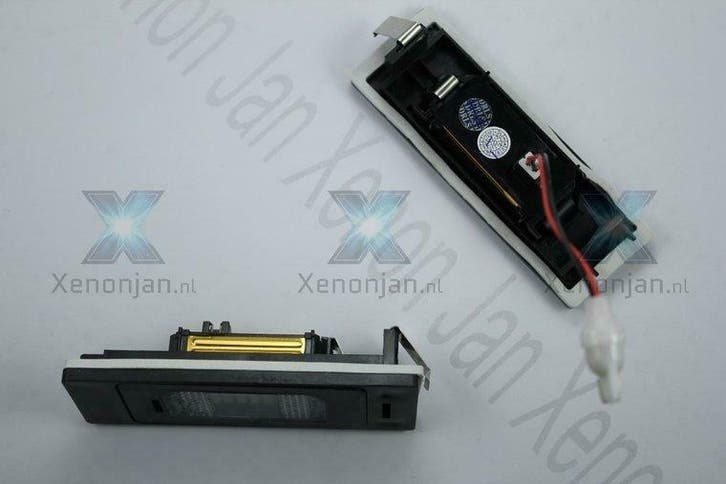 Complete vervanging originele kentekenverlichting voor le..., Auto-onderdelen, Verlichting, BMW, Verzenden