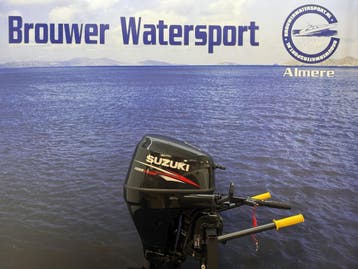 “ Suzuki 25pk | Buitenboordmotor | Nieuwstaat | Kortstaart “, Watersport en Boten, 10 tot 30 pk, Viertaktmotor, Ophalen of Verzenden