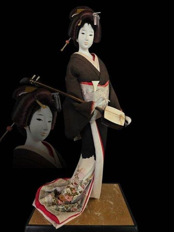 Elegant Japanese Geisha Doll with Shamisen in Kimono - Pop -