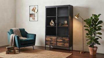 Online veiling: Black Antique, 2-deurs vitrinekast (4 lades), Huis en Inrichting, Nieuw