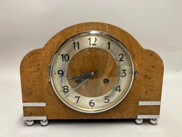 Tafel/bureauklokken - Houten tafelklok met slagwerk -