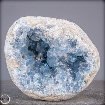 Eerste kwaliteit natuurlijke celestiet Geode- 5332.14 g