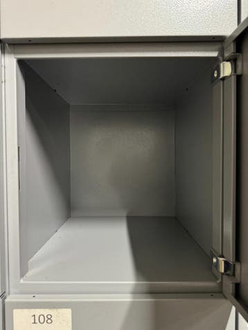 Lockerkast - zilvergrijs - 12 lockers (Kantoorkasten), Werkplek, Ophalen of Verzenden, Gebruikt, Kast