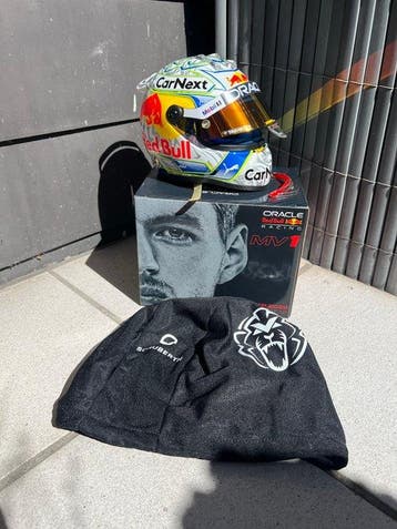Max Verstappen - 2022 - 1:2-schaalhelm, Nieuw