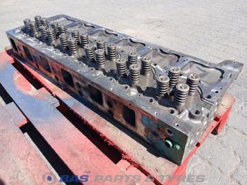 Cilinderkop Volvo D13C 420 C1 20871250, Ophalen, Gebruikt, Volvo, Motor en Toebehoren