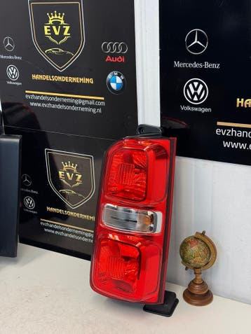 Peugeot Expert achterlicht set rechts en links bj.2021, Gebruikt, Peugeot