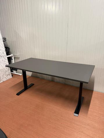 Nieuwe Zit Sta Bureaus in Herman Miller Antraciet - Zwart, Verzenden, In hoogte verstelbaar, Nieuw
