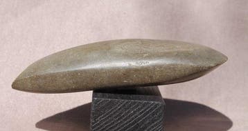 Neolithisch vuursteen Bijl - 14.1 cm