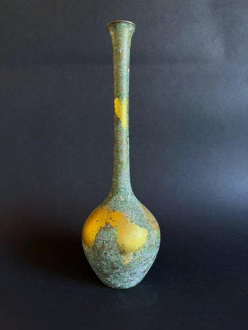 Eenbloemige vaas - Brons - Japan - Vintage bronzen vaas