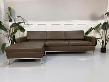 Brühl Tomo Designbank Bank Bruin Leer Showroommodel, Hoekbank, Driepersoons, Leer, Ophalen of Verzenden
