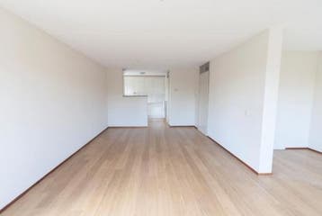 Te Huur 4 Kamer Appartement Pharus In Zaandam, Direct bij eigenaar, Noord-Holland, Zaandam, Appartement