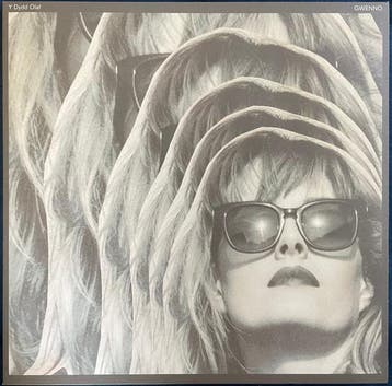 lp nieuw - Gwenno - Y Dydd Olaf, Verzenden, Zo goed als nieuw, Overige formaten