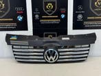 VW Transporter T5 bj.2005 Grille+Embleem art.7H0807101/5, Auto-onderdelen, Carrosserie en Plaatwerk, Gebruikt, Voor, Volkswagen