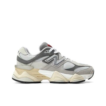 New Balance 9060 Sneakers Kids Grijs - 38, Ophalen of Verzenden, Nieuw