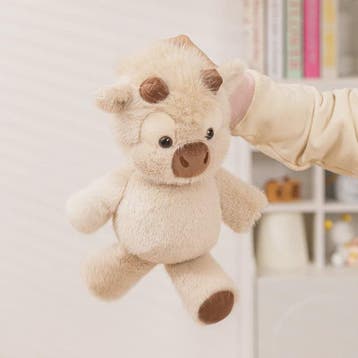 Knuffelkoe Pluche Zittend - Zacht en Warm Kindermaatje - Dec