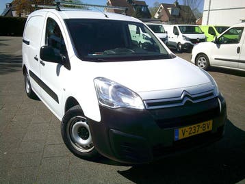 Citroën Berlingo L1H1 | Financial Lease voor 159 p/mnd, Stof, Gebruikt, Euro 6, Overige carrosserieën
