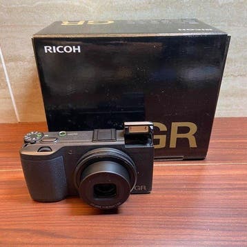 Ricoh GR - Boxed Low Shutter Count 3584 Tested Excellent, Nieuw