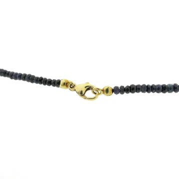 Multikleurige saffier kralenketting met gouden slot, Gebruikt, Ophalen of Verzenden, Met edelsteen, Goud